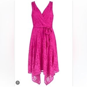Gabby Skye Sleeveless Fuschia/Hot pink Surplice Neckline Lace Dress